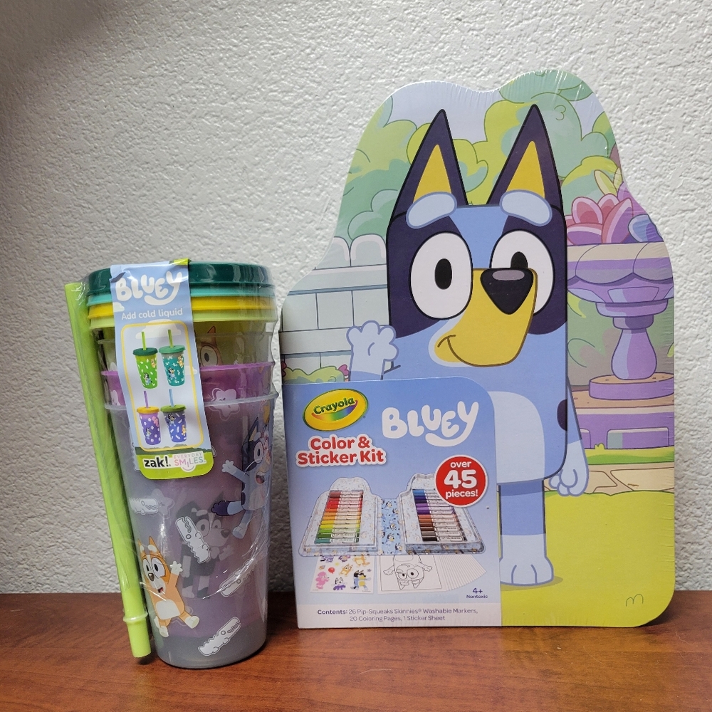 Crayola Bluey Color & Sticker Kit with Zak! 4 Pk Bluey Color Changing Tumbler